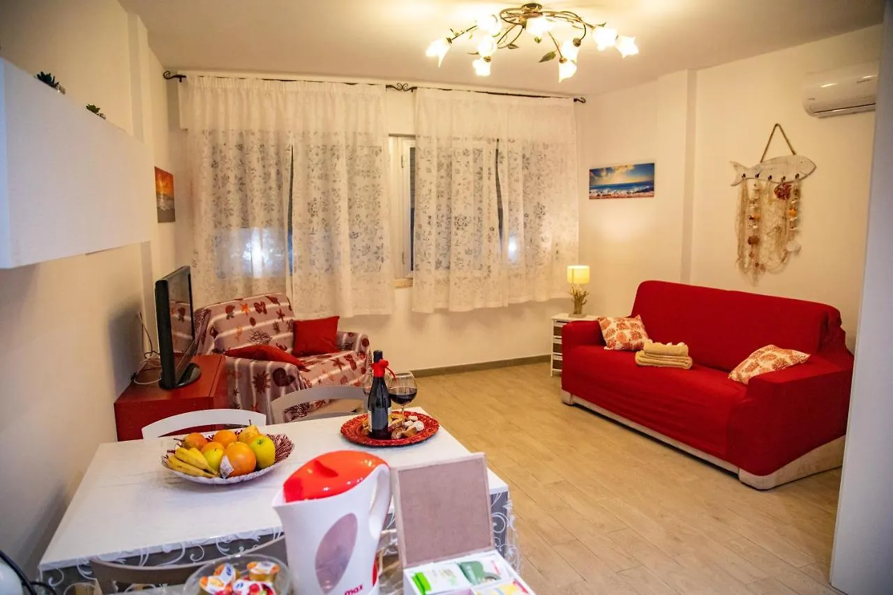 Appartamento La Marea Monolocale sul mare Tirrenia 0*,