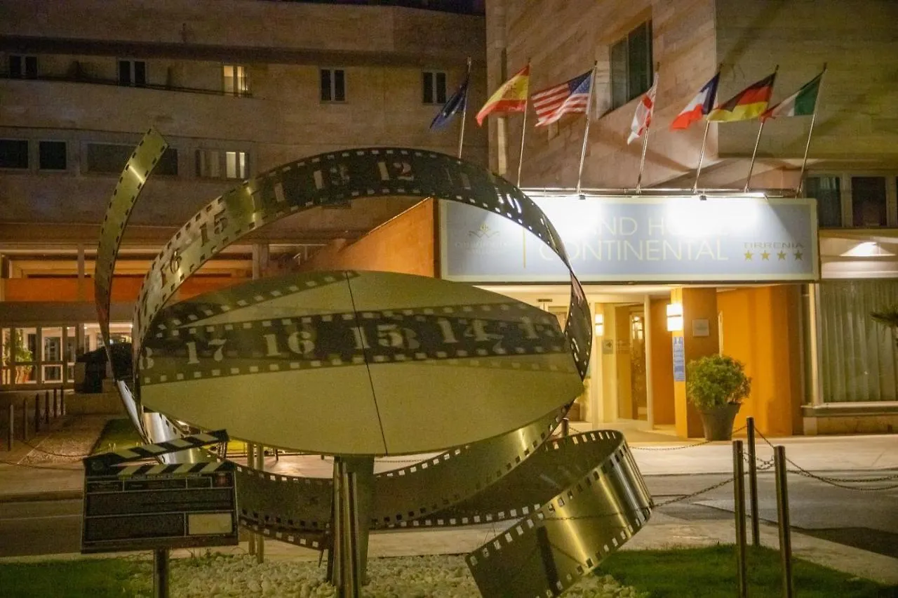 Appartamento La Marea Monolocale sul mare Tirrenia Italia